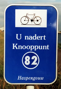 cycle network sign image